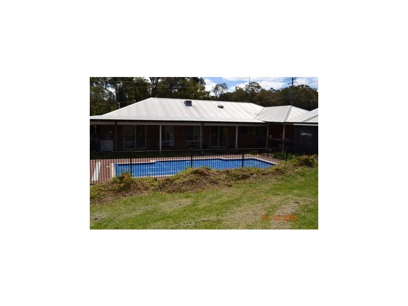 590 Walker, Mundaring WA 6073