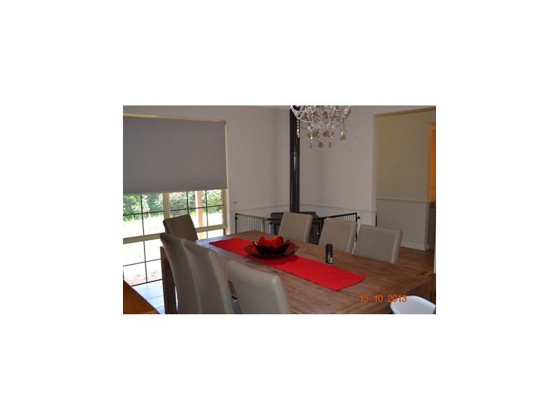 590 Walker, Mundaring WA 6073