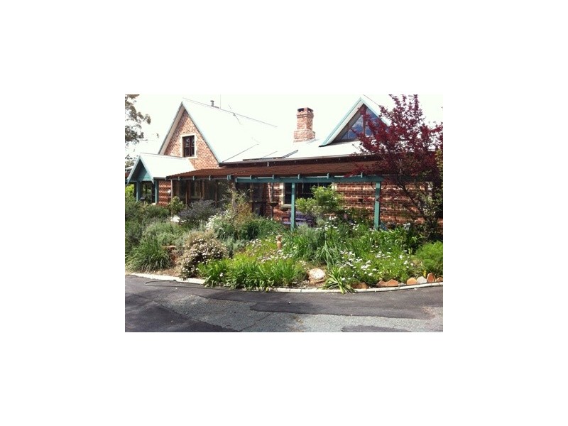 124 Hardey, Glen Forrest WA 6071