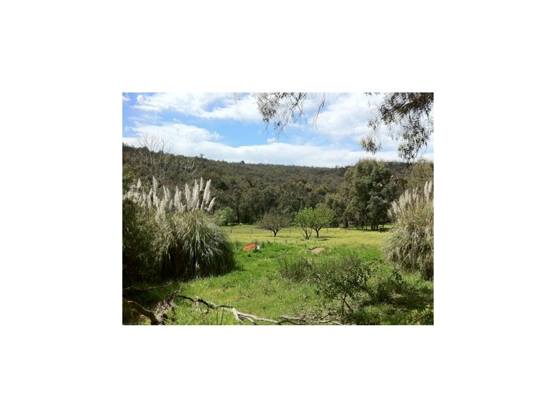 124 Hardey, Glen Forrest WA 6071