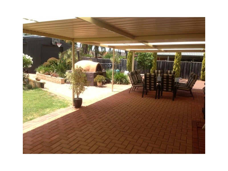 74 Chardonnay Drive, The Vines WA 6069
