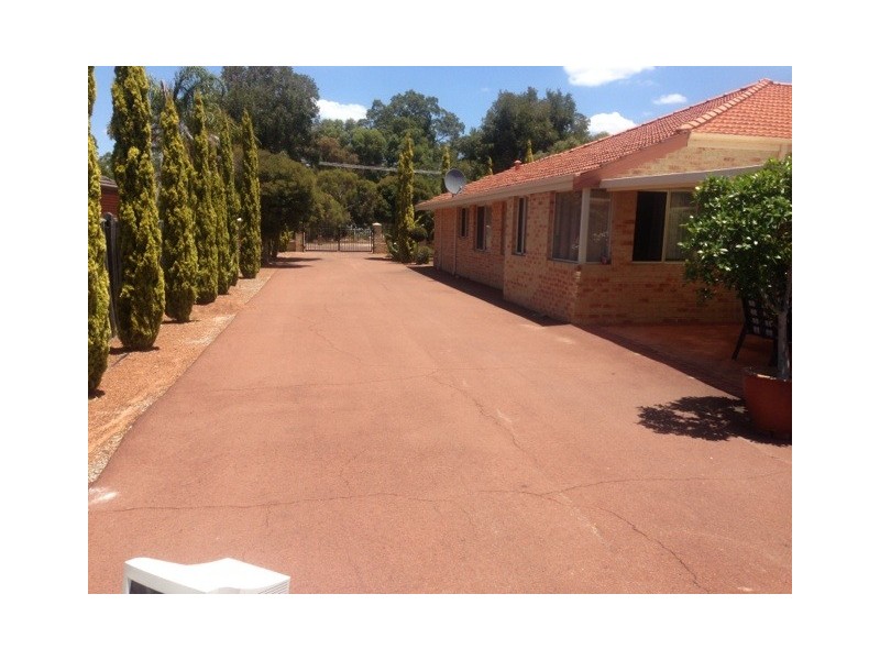 74 Chardonnay Drive, The Vines WA 6069
