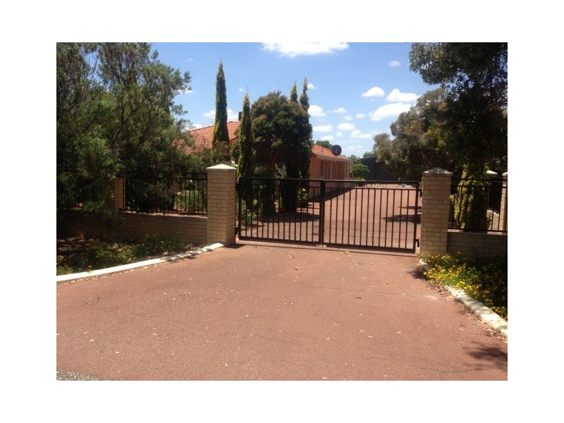 74 Chardonnay Drive, The Vines WA 6069