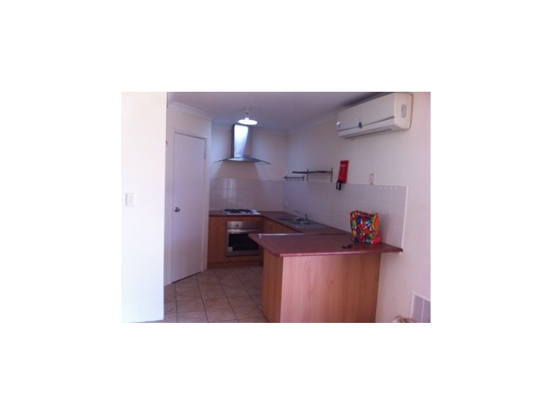 10 Mathoura, Midland WA 6056