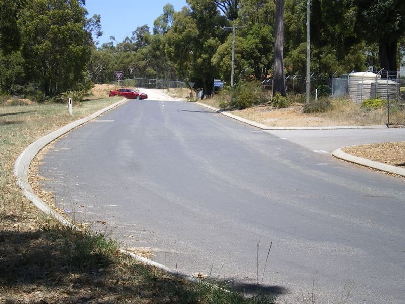 89 and 91 Wandeara Crescent, Mundaring WA 6073