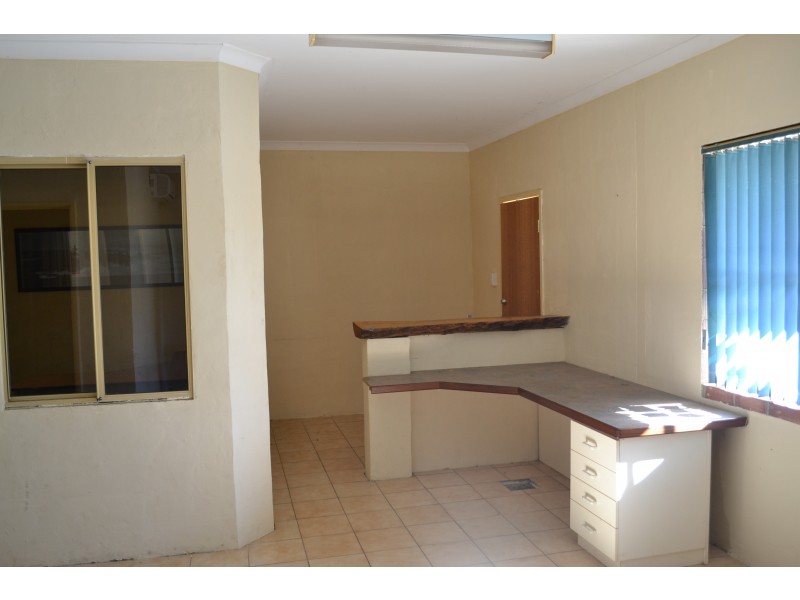 89 and 91 Wandeara Crescent, Mundaring WA 6073