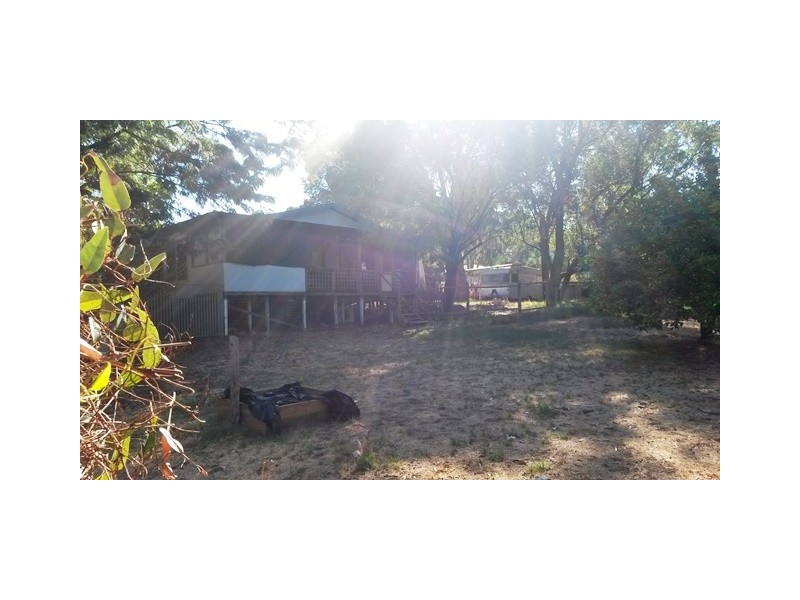 50 Sexton Street, Sawyers Valley WA 6074