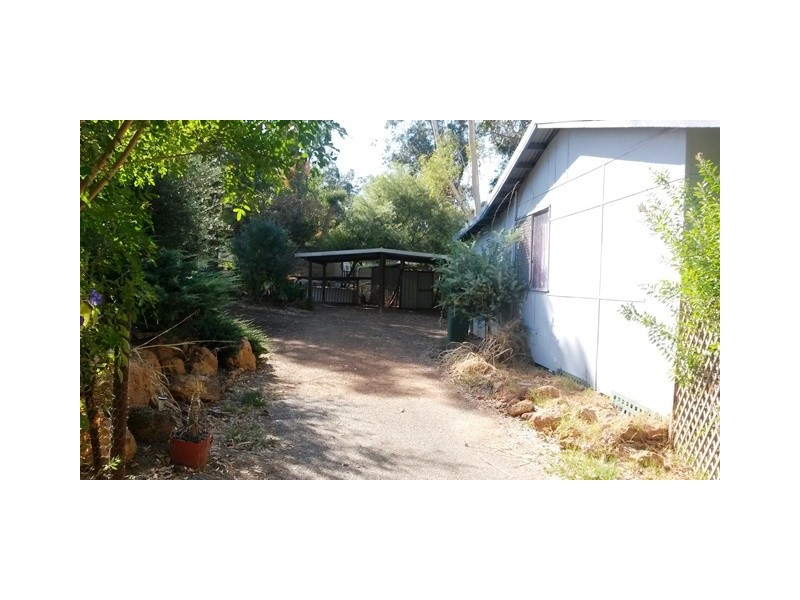 50 Sexton Street, Sawyers Valley WA 6074