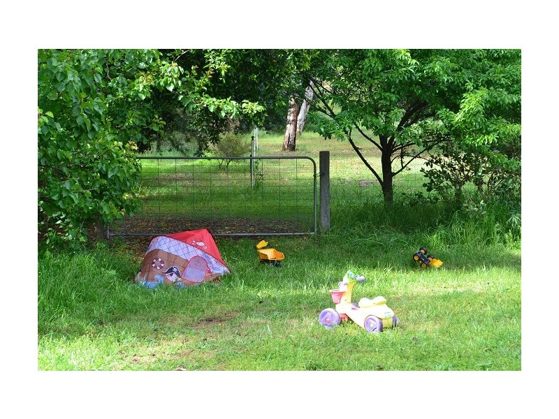 50 Sexton Street, Sawyers Valley WA 6074