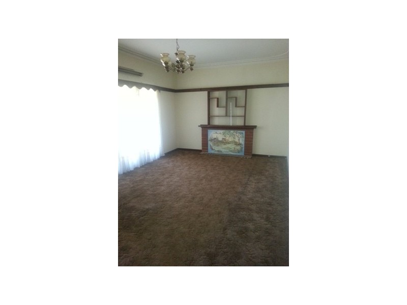 2 Great Eastern Highway, Sawyers Valley WA 6074