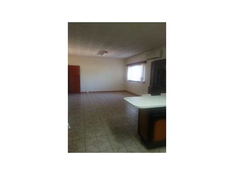 2 Great Eastern Highway, Sawyers Valley WA 6074