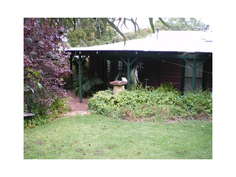 16 Byfield Road, Parkerville WA 6081