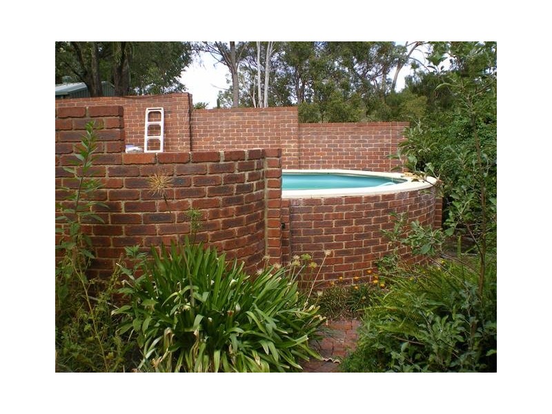 16 Byfield Road, Parkerville WA 6081