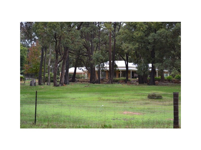 8 Hopedale Ridge, Gidgegannup WA 6083