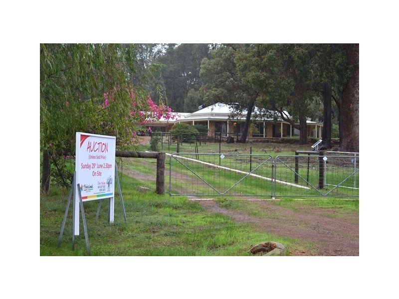 8 Hopedale Ridge, Gidgegannup WA 6083