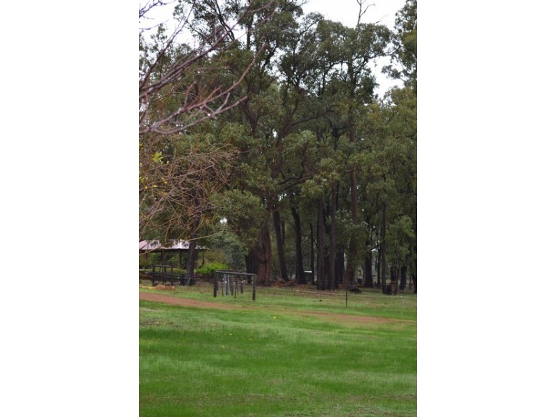 8 Hopedale Ridge, Gidgegannup WA 6083