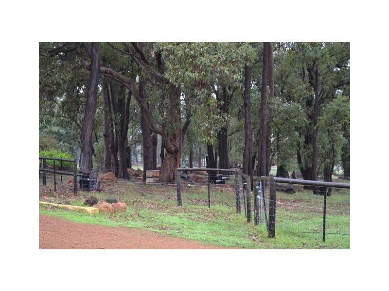 8 Hopedale Ridge, Gidgegannup WA 6083