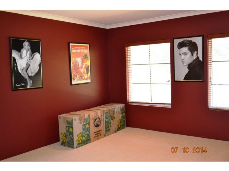 90 Karl Place, Mundaring WA 6073