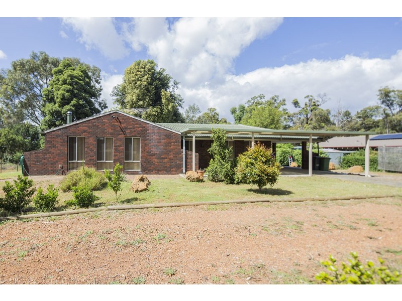 36 Bentley, Stoneville WA 6081