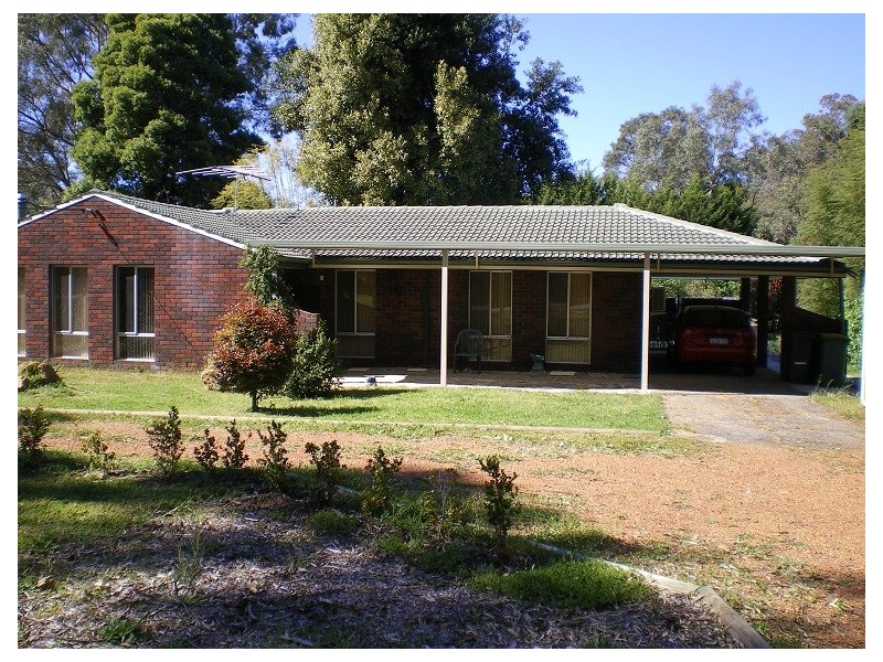 36 Bentley, Stoneville WA 6081