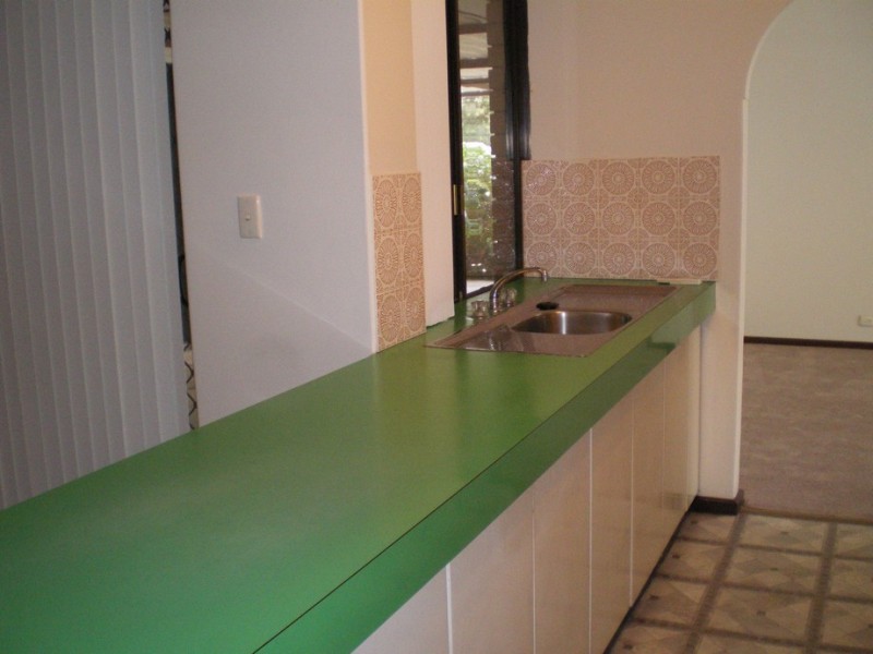 15 Yilgarn, Mundaring WA 6073