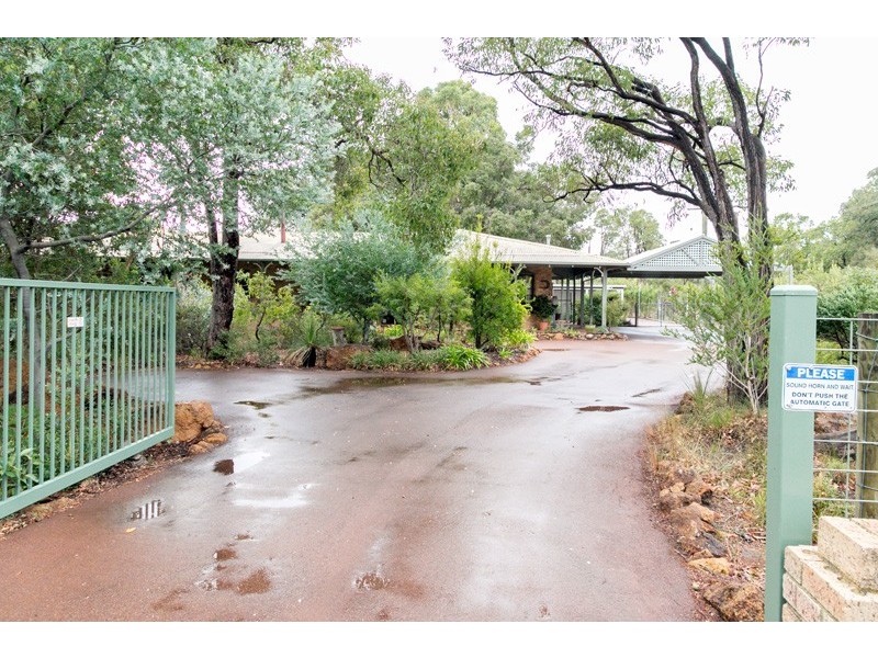 35 Lukin Avenue, Darlington WA 6070