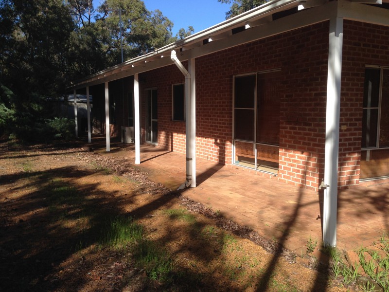 41 Patton Road, Mundaring WA 6073