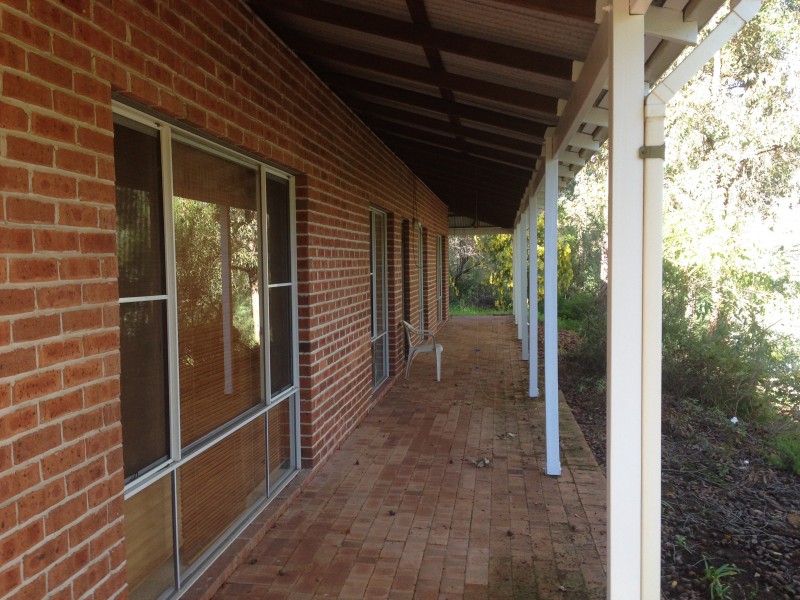 41 Patton Road, Mundaring WA 6073