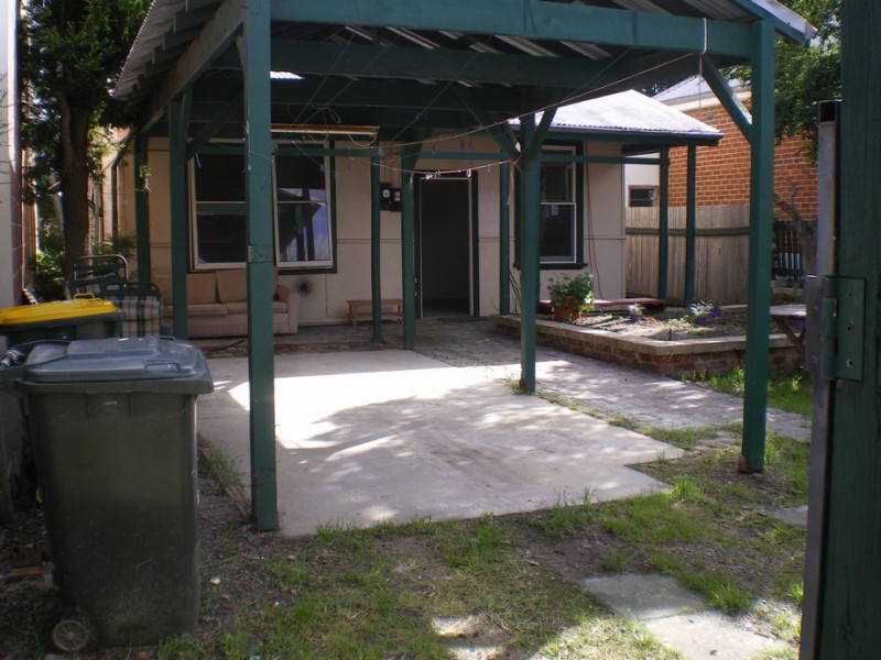 24 Byers Road, Midland WA 6056