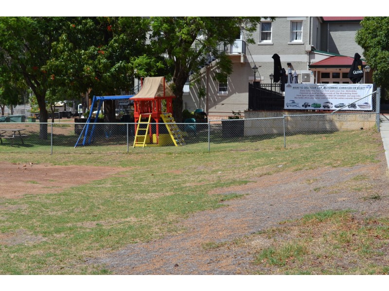 65 Jacoby, Mundaring WA 6073