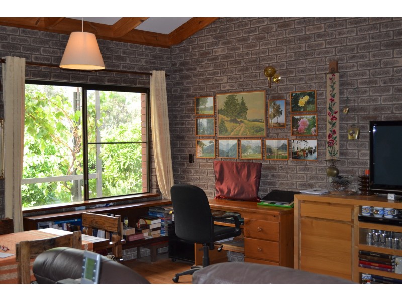 18 A Swan Road, Mahogany Creek WA 6072