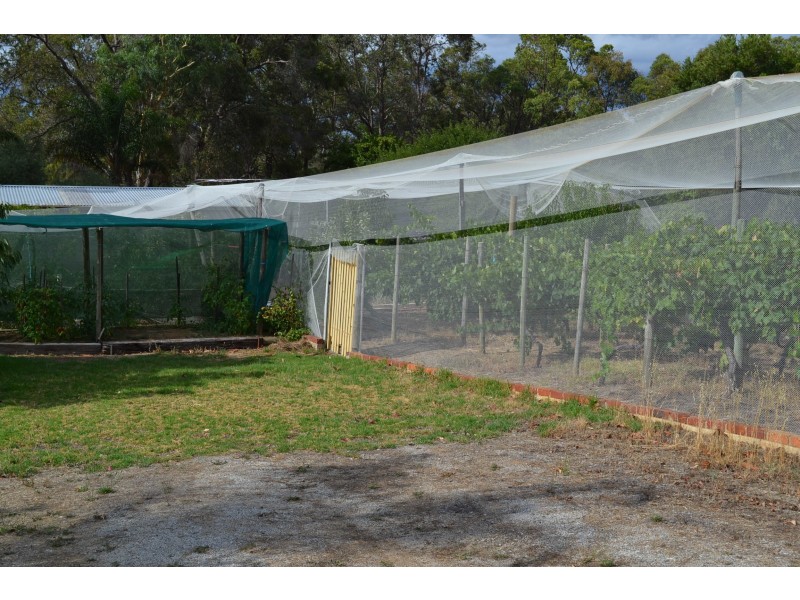 18 A Swan Road, Mahogany Creek WA 6072