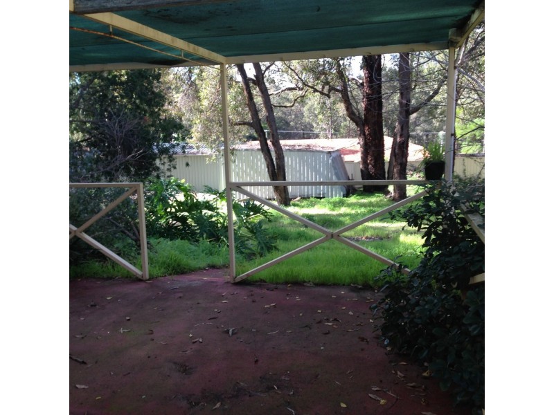 20 White, Mount Helena WA 6082