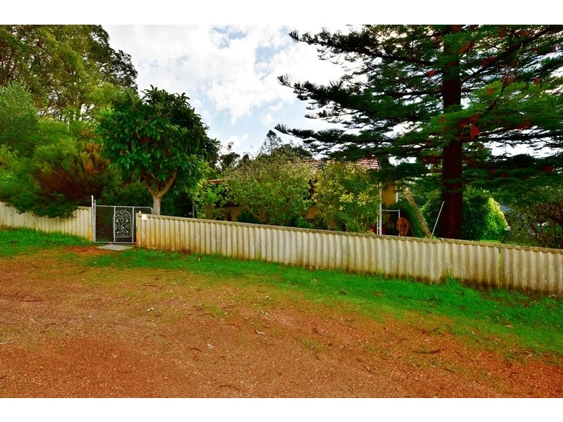 8145 Great Eastern Highway, Mundaring WA 6073