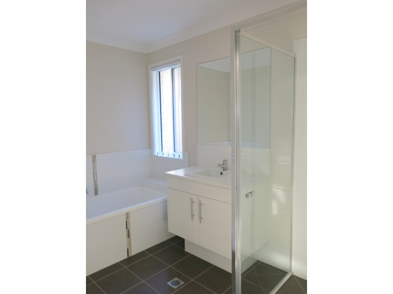 12B Weston Court, Bellbird Park QLD 4300