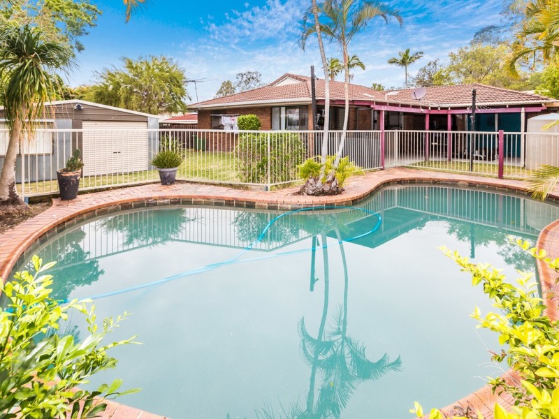 11 Lorraine Street, Camira QLD 4300