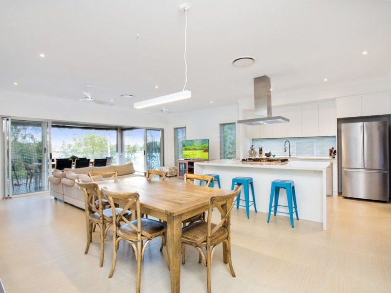 67 The Promenade, Springfield Lakes QLD 4300