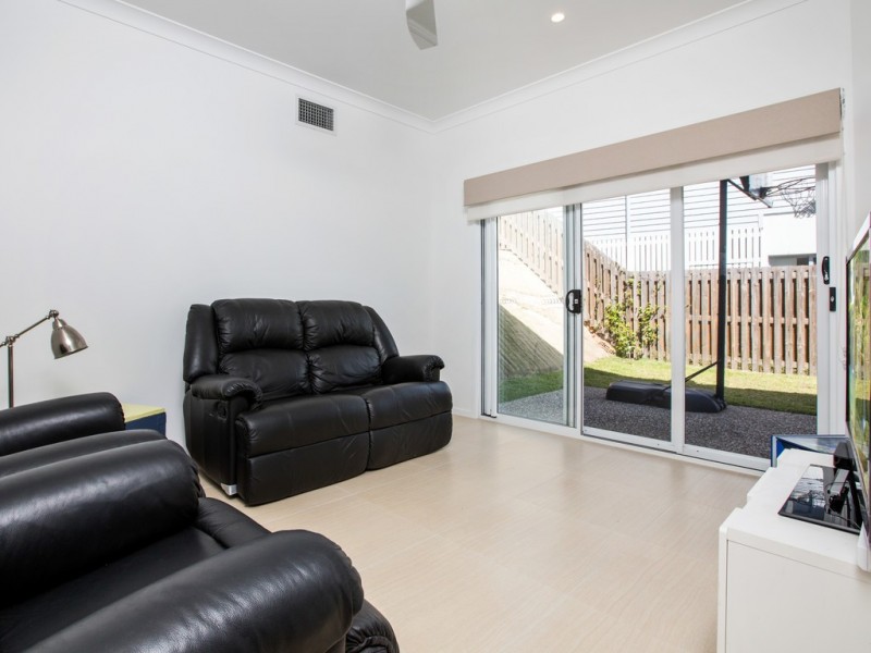 67 The Promenade, Springfield Lakes QLD 4300