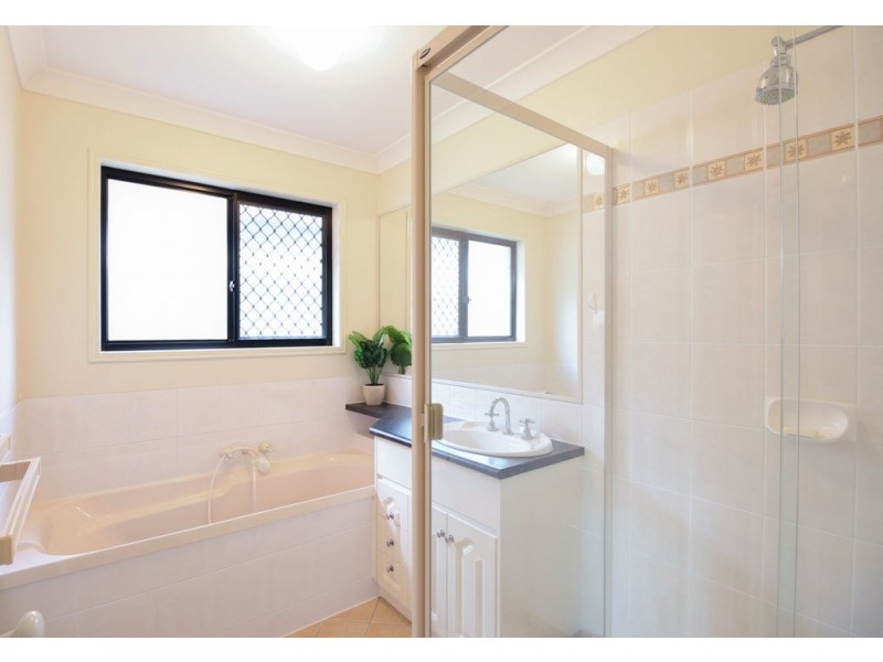 70 Coventina Crescent, Springfield Lakes QLD 4300