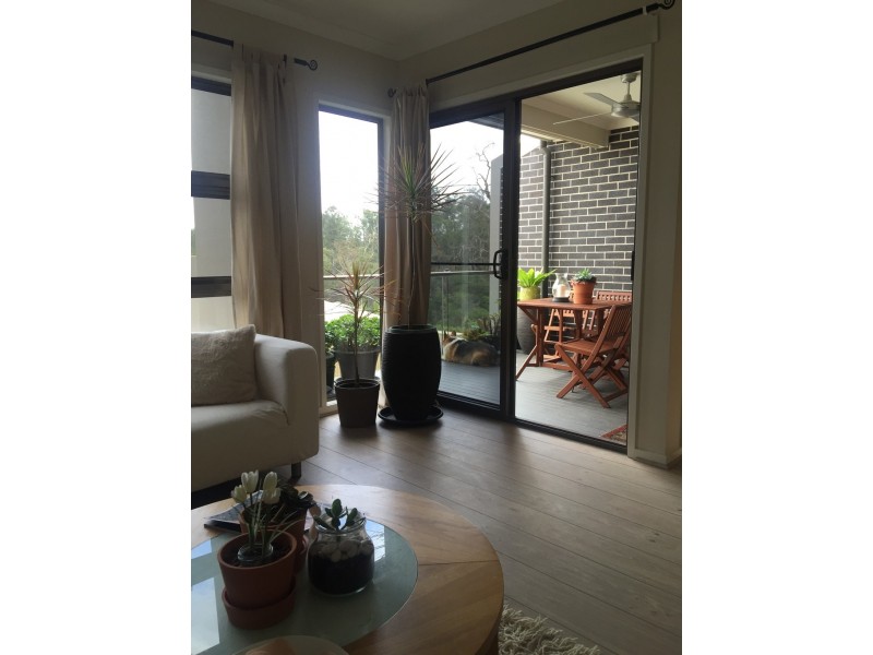 5 Crest Street, Springfield Lakes QLD 4300