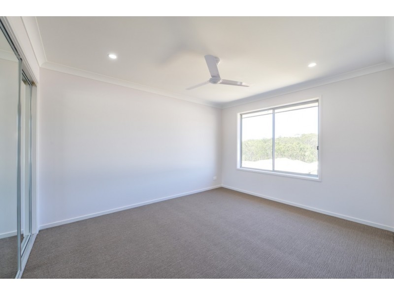 28 Grindelia Drive, Springfield Lakes QLD 4300