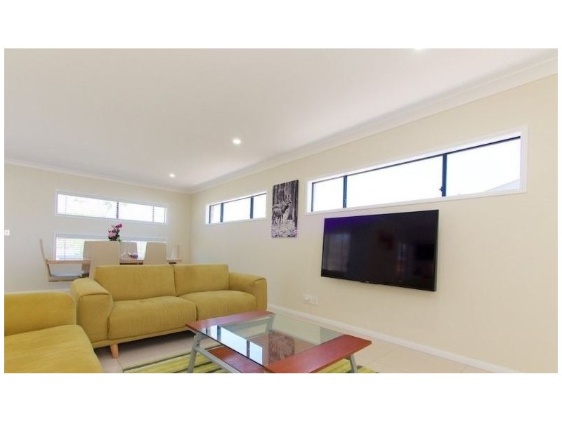 32 McGregor Place, Springfield Lakes QLD 4300