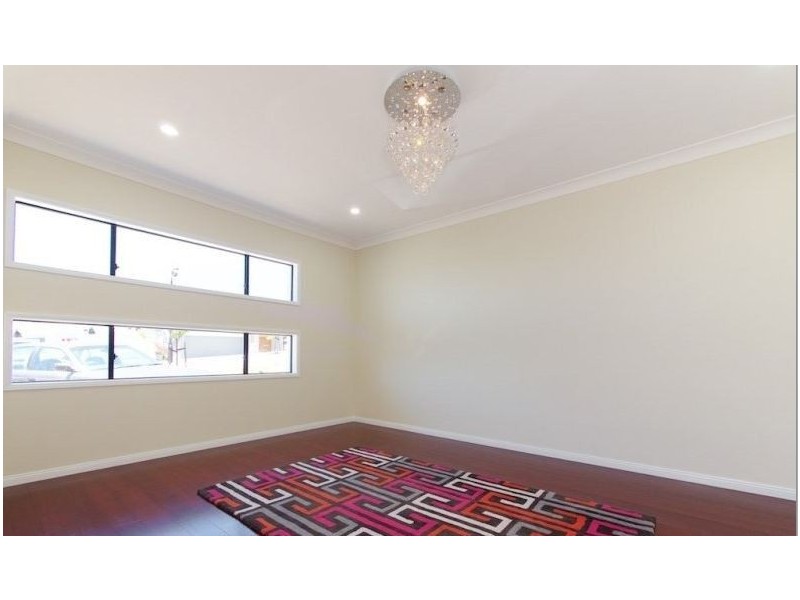 32 McGregor Place, Springfield Lakes QLD 4300