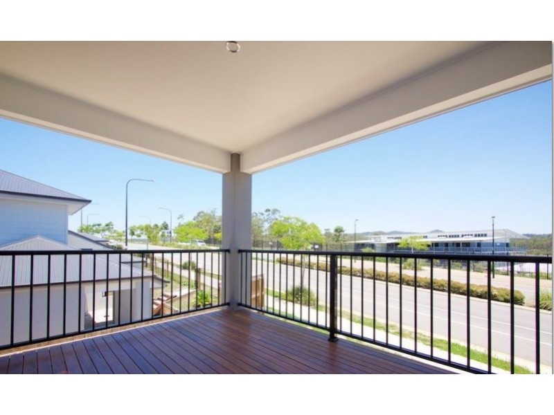 32 McGregor Place, Springfield Lakes QLD 4300