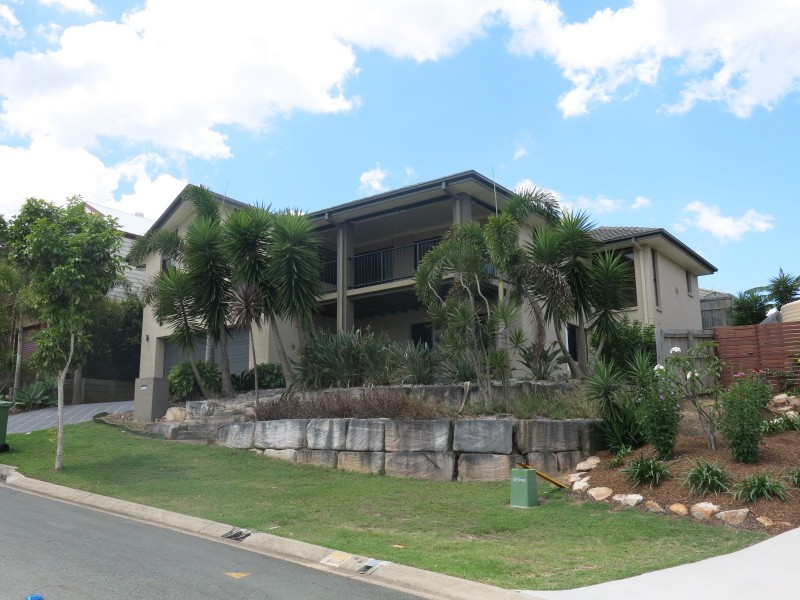 8 Greenwood Street, Springfield Lakes QLD 4300