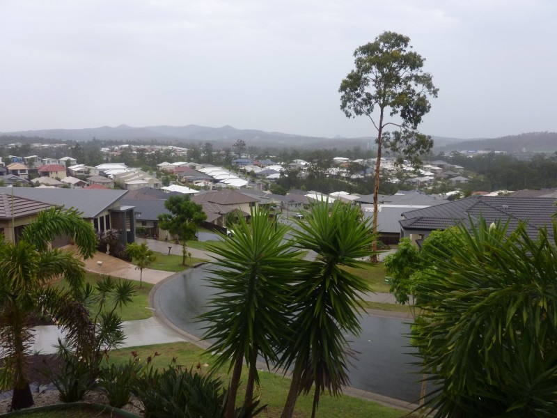 8 Greenwood Street, Springfield Lakes QLD 4300