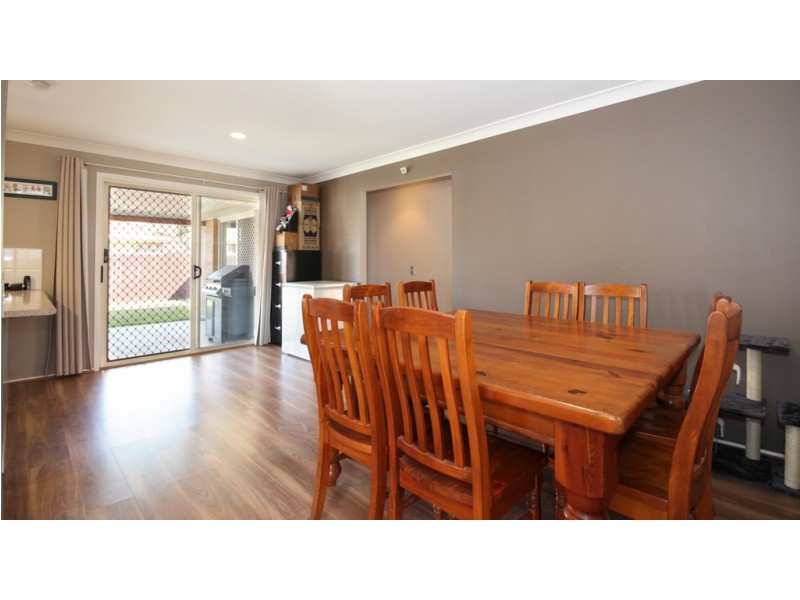 12 Lake Amaroo Court, Logan Reserve QLD 4133
