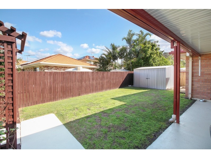 12 Lake Amaroo Court, Logan Reserve QLD 4133