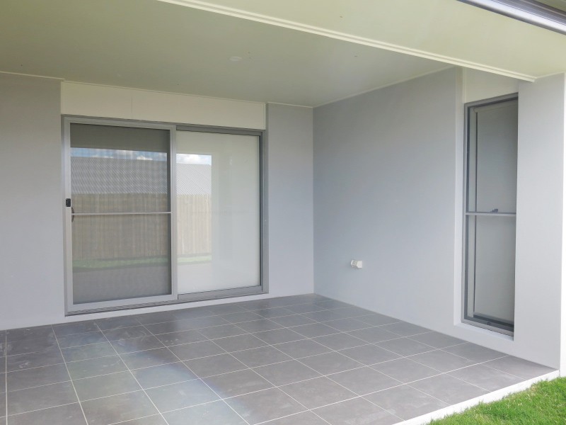 19 Joseba Place, Springfield Lakes QLD 4300