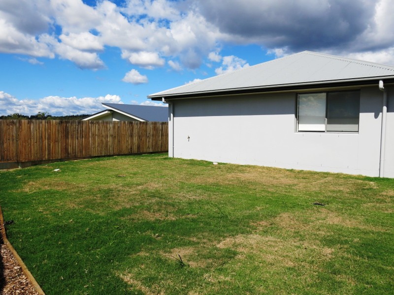 19 Joseba Place, Springfield Lakes QLD 4300